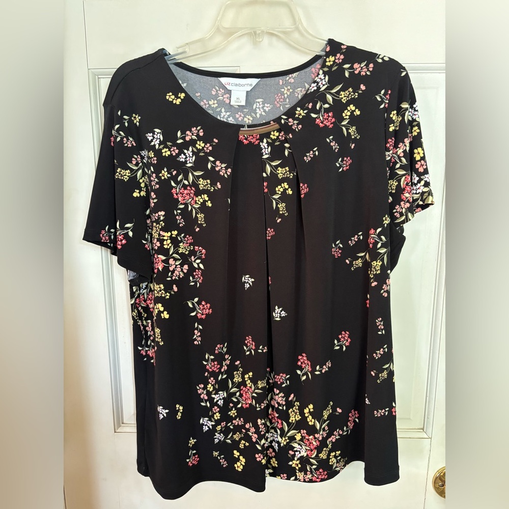 Liz Claiborne Black Floral Blouse, never worn once